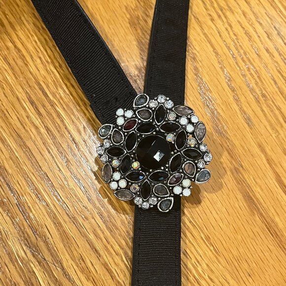 Talbots Bundle of 5 belts, 4 leather and 1 leather with cloth front.  xl sizes - Picture 5 of 12